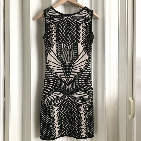 Art Deco Sleeveless Sweater U.S.A.-Made Bodycon Dress - Picture 2 of 16